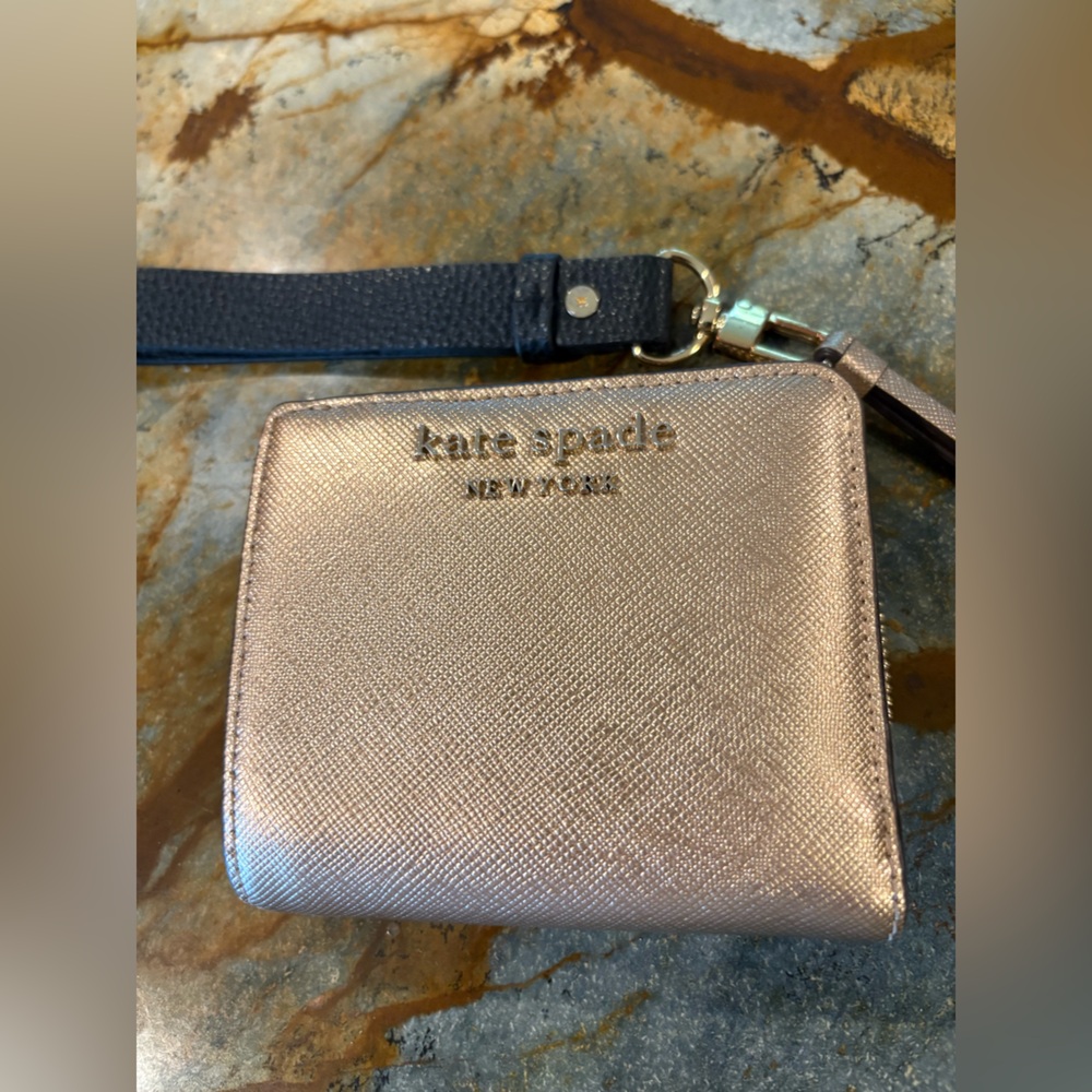 NEW! Kate Spade Wallet Rose Gold Sophia Rose Gold Bifold Wallet Kate Spade